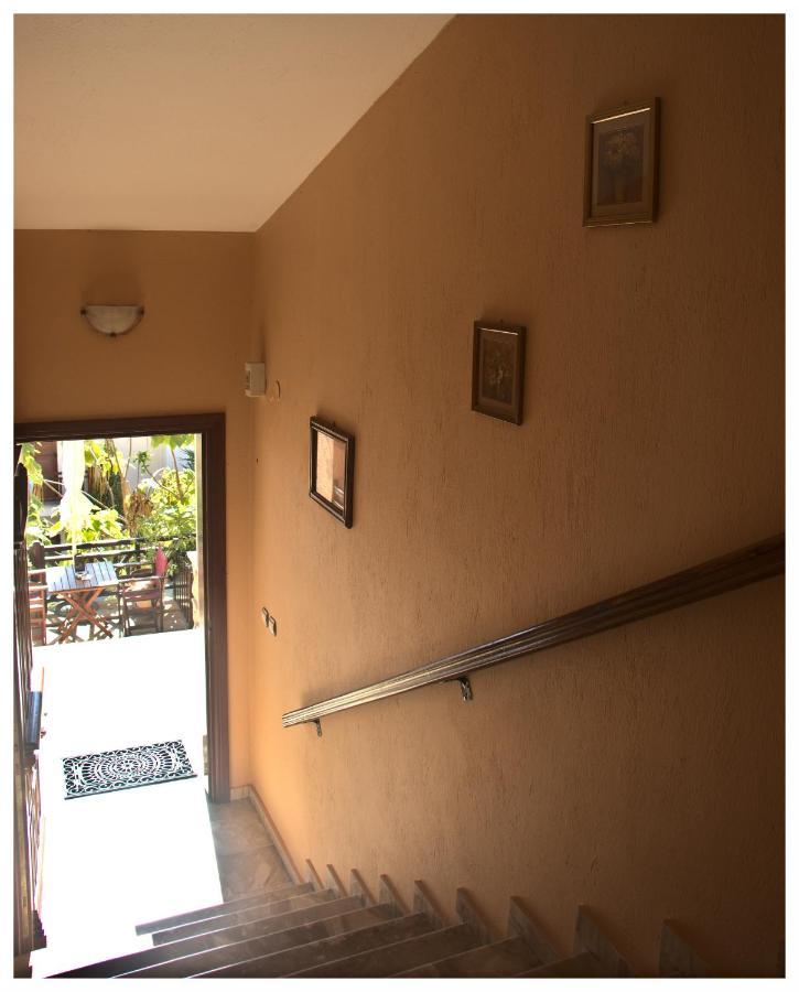 Dione Apartment