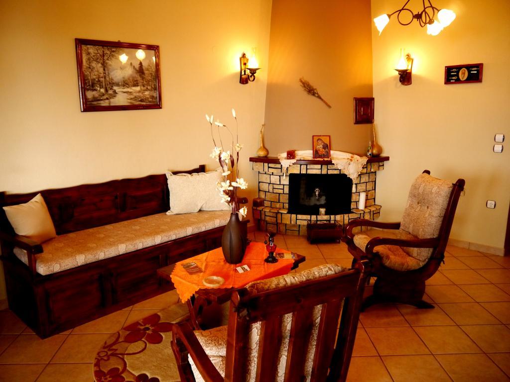 Dione Apartment *