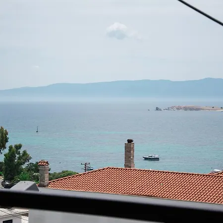 Dione Apartments Ouranoupoli Exterior photo